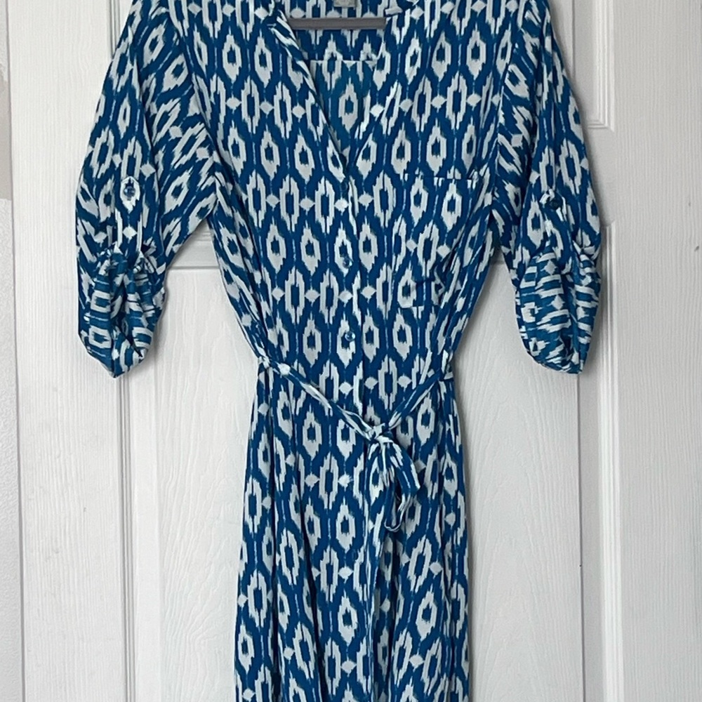 (Anthro) Maeve Blue/White patterned button down dress with waist tie